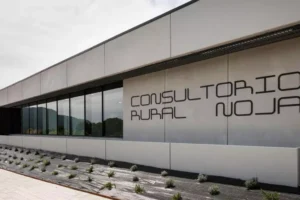 UGT rechaza el cierre de consultorios rurales en verano y que la salud “dependa del código postal”