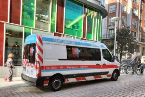 UGT denuncia unos servicios mínimos del 100% en la huelga de ambulancias de DIAVIDA que incumple los acordados
