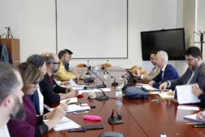 La negociación de la adecuación retributiva docente no avanza y reafirma la opción de huelga