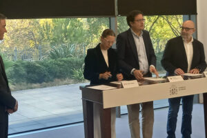 UGT Servicios Públicos firma el acuerdo con Función Pública que permitirá a tres millones y medio de empleados públicos recuperar poder adquisitivo